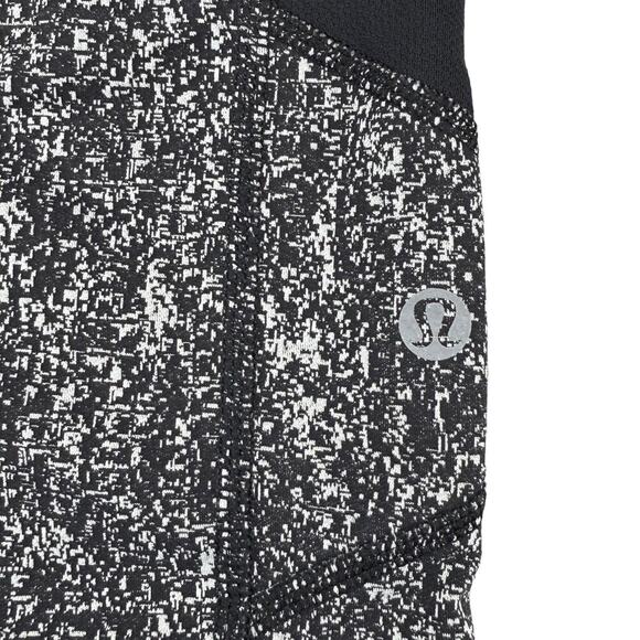 LULULEMON  Pace Rival Crop Size 6 Power Luxtreme Suited Jacquard Black White - Picture 7 of 9
